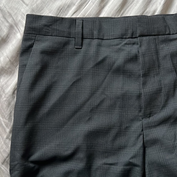 Perry Ellis Slim Fit Dress Pants - Picture 6 of 6